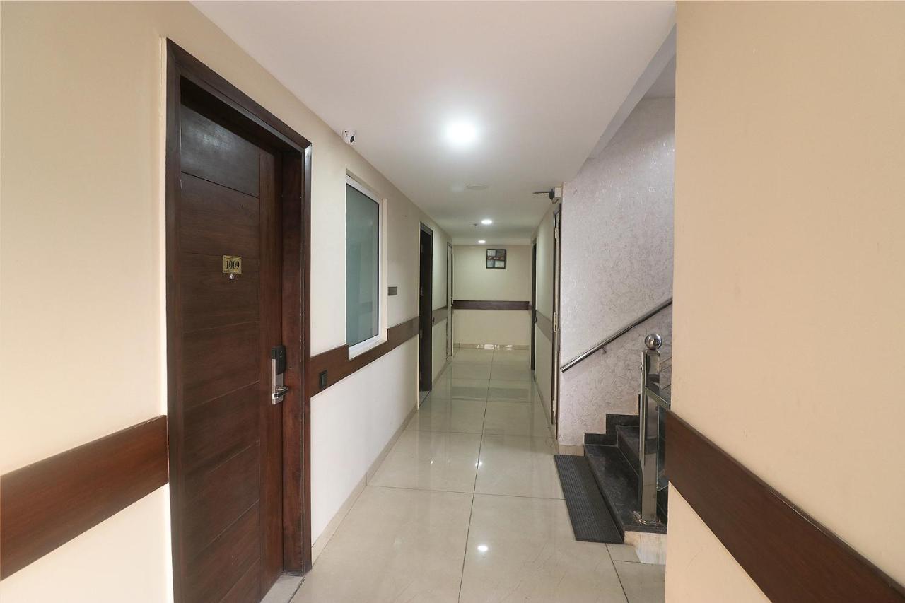 Fabhotel Mid Town Grand Panchkula Exterior photo